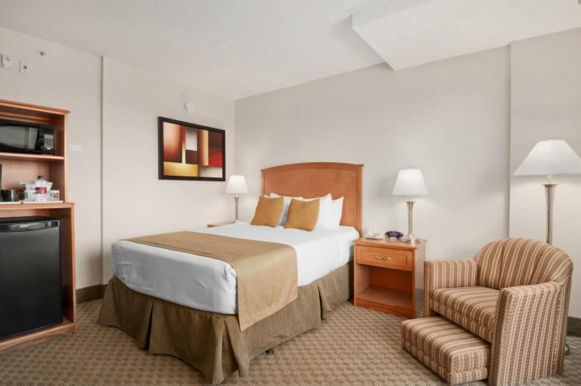 รามาดา บาย วินด์แฮม เอ็ดมันตัน เซาท์ Hotel เอดมันตัน ภายนอก รูปภาพ