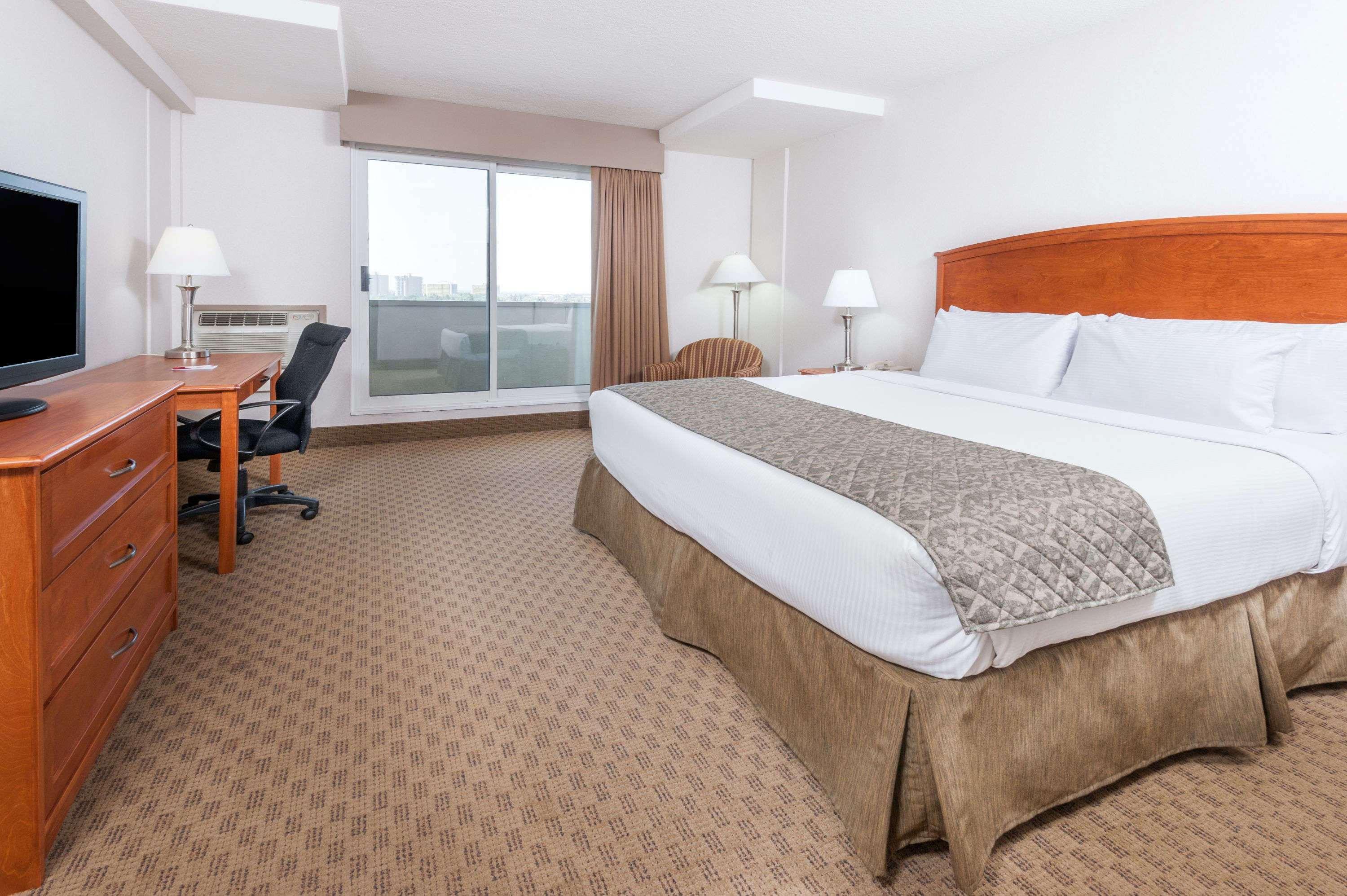 รามาดา บาย วินด์แฮม เอ็ดมันตัน เซาท์ Hotel เอดมันตัน ภายนอก รูปภาพ