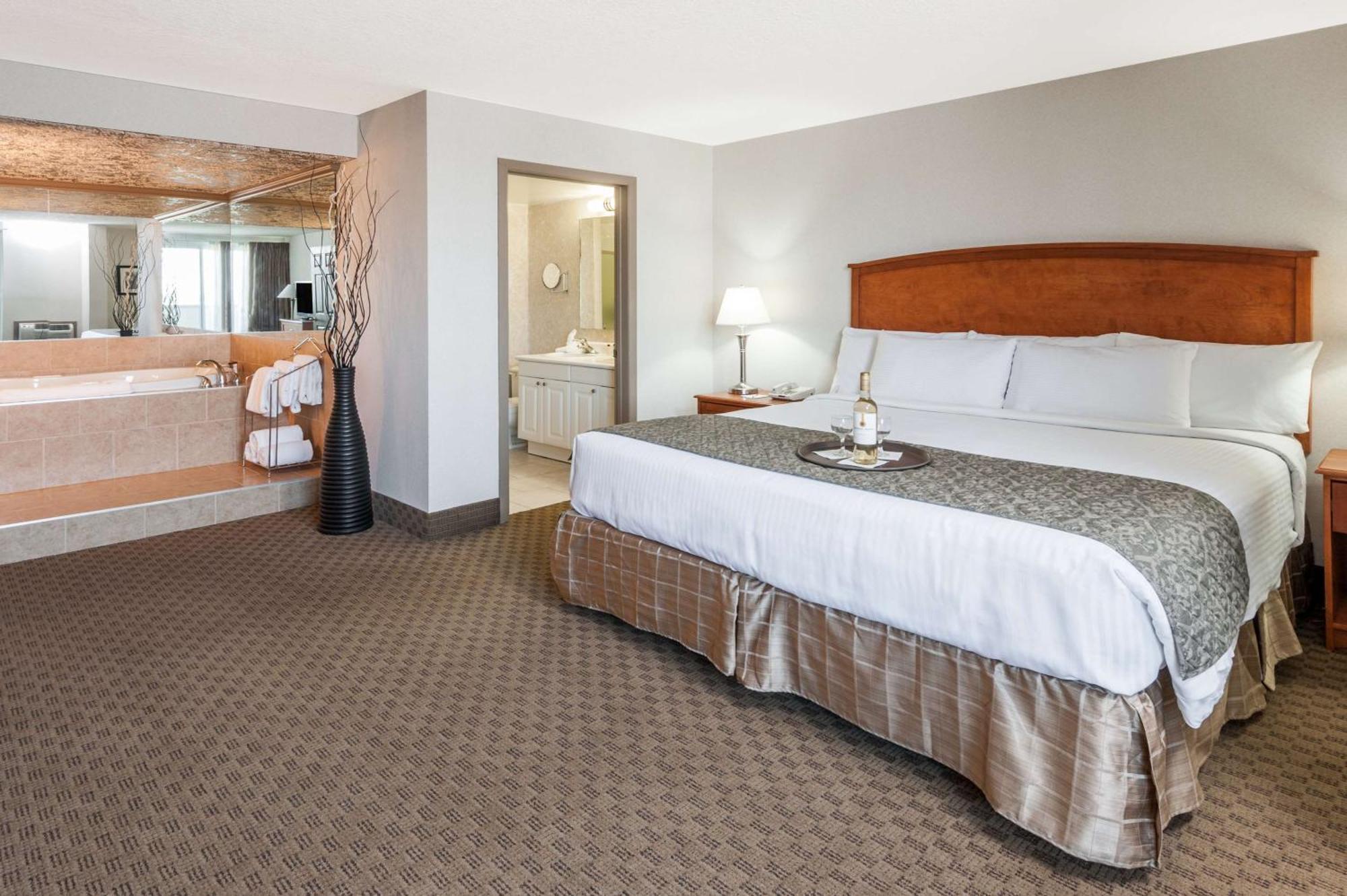 รามาดา บาย วินด์แฮม เอ็ดมันตัน เซาท์ Hotel เอดมันตัน ภายนอก รูปภาพ