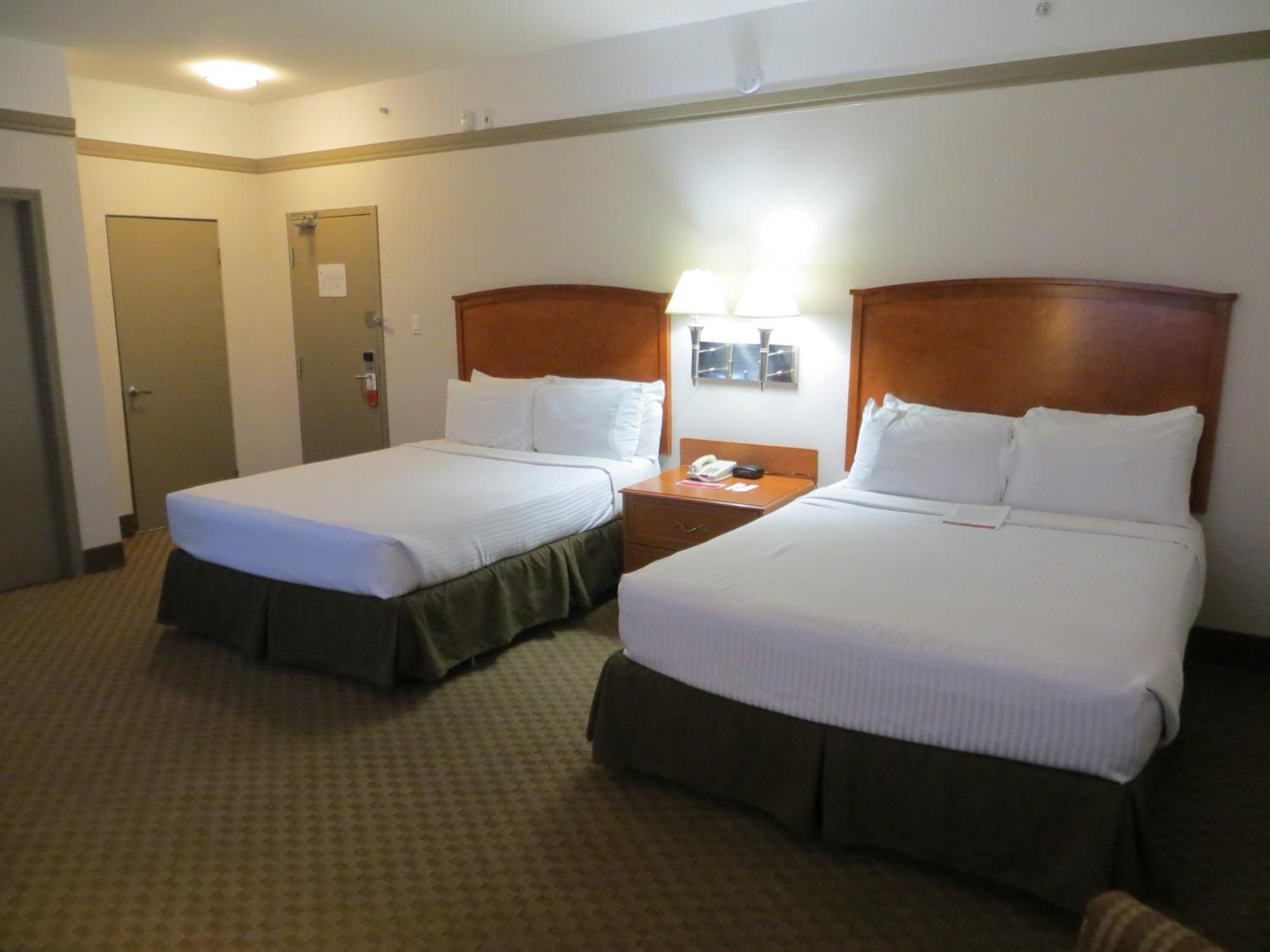รามาดา บาย วินด์แฮม เอ็ดมันตัน เซาท์ Hotel เอดมันตัน ห้อง รูปภาพ