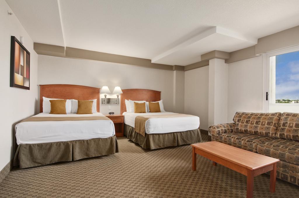 รามาดา บาย วินด์แฮม เอ็ดมันตัน เซาท์ Hotel เอดมันตัน ห้อง รูปภาพ