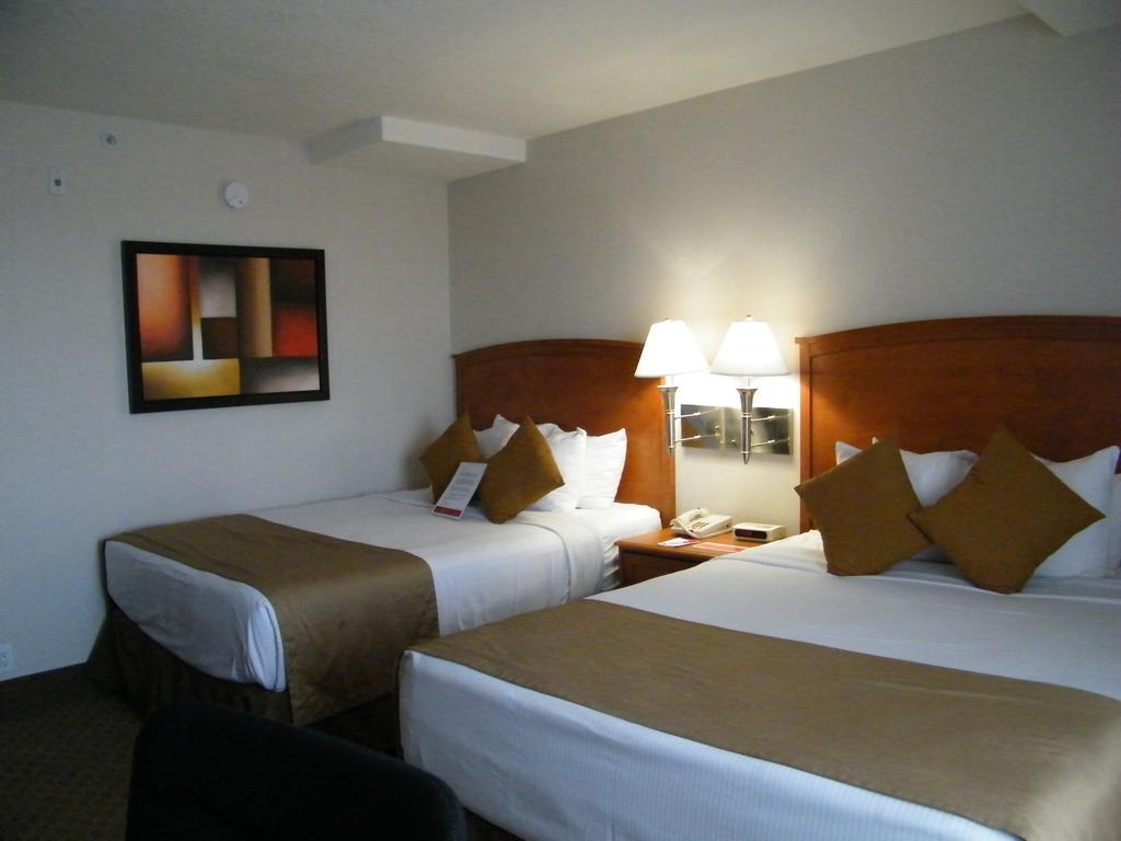รามาดา บาย วินด์แฮม เอ็ดมันตัน เซาท์ Hotel เอดมันตัน ห้อง รูปภาพ